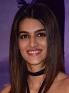 How tall is Kriti Sanon?